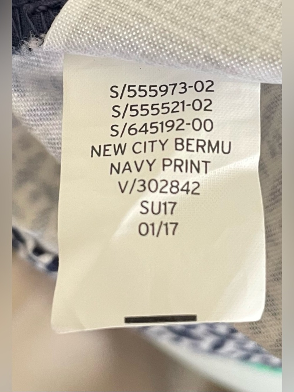 Gap New City Navy Blue and White Bermuda Shorts - Picture 5 of 5